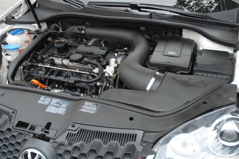 Volant Closed Pro5 Air Intake 411520 Image 1