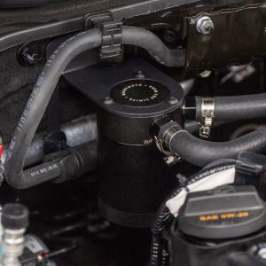 Mishimoto Oil Catch Cans MMBCC-CIV-22P